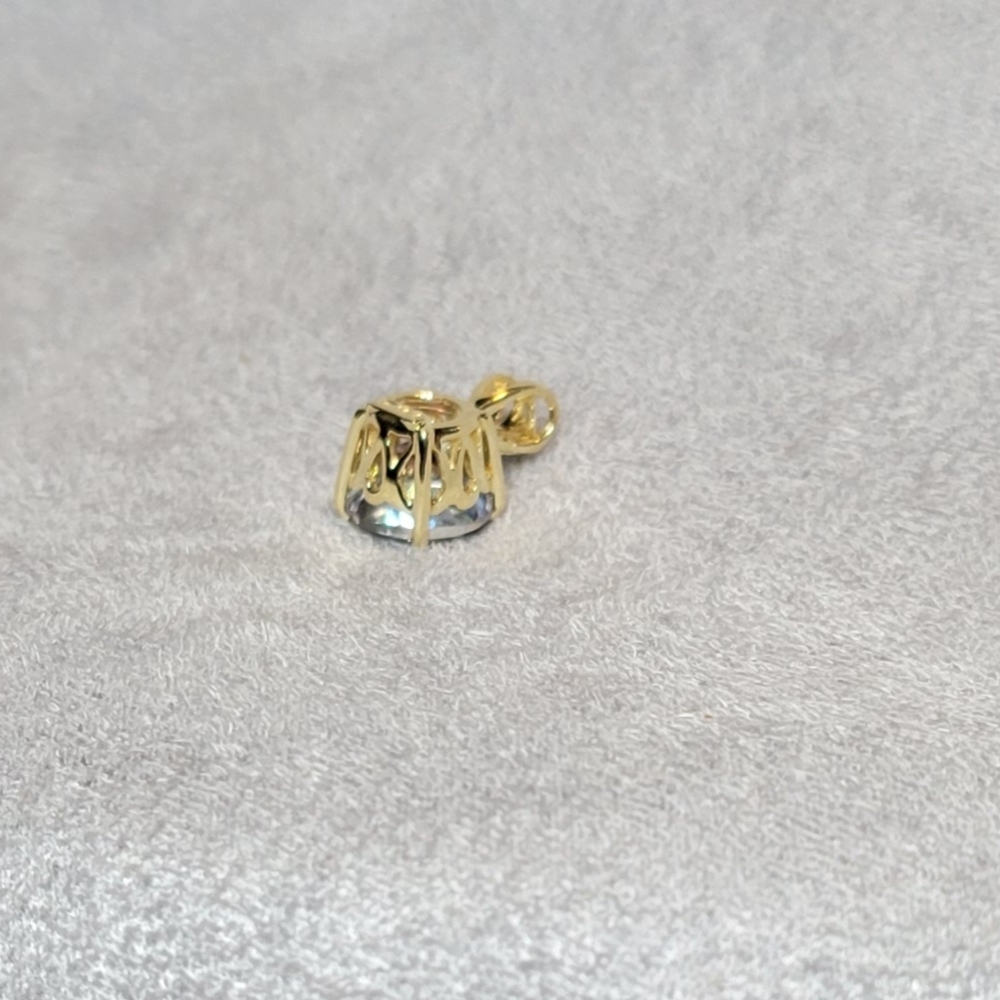 Elegant 14K Yellow Gold Neptune Topaz Pendant - Picture 5 of 14